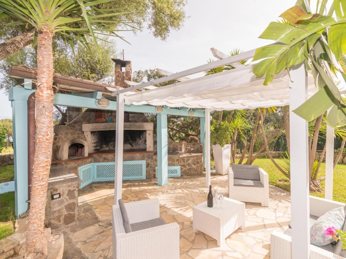 Villa Surphinia By Interhome Bari Sardo Kültér fotó